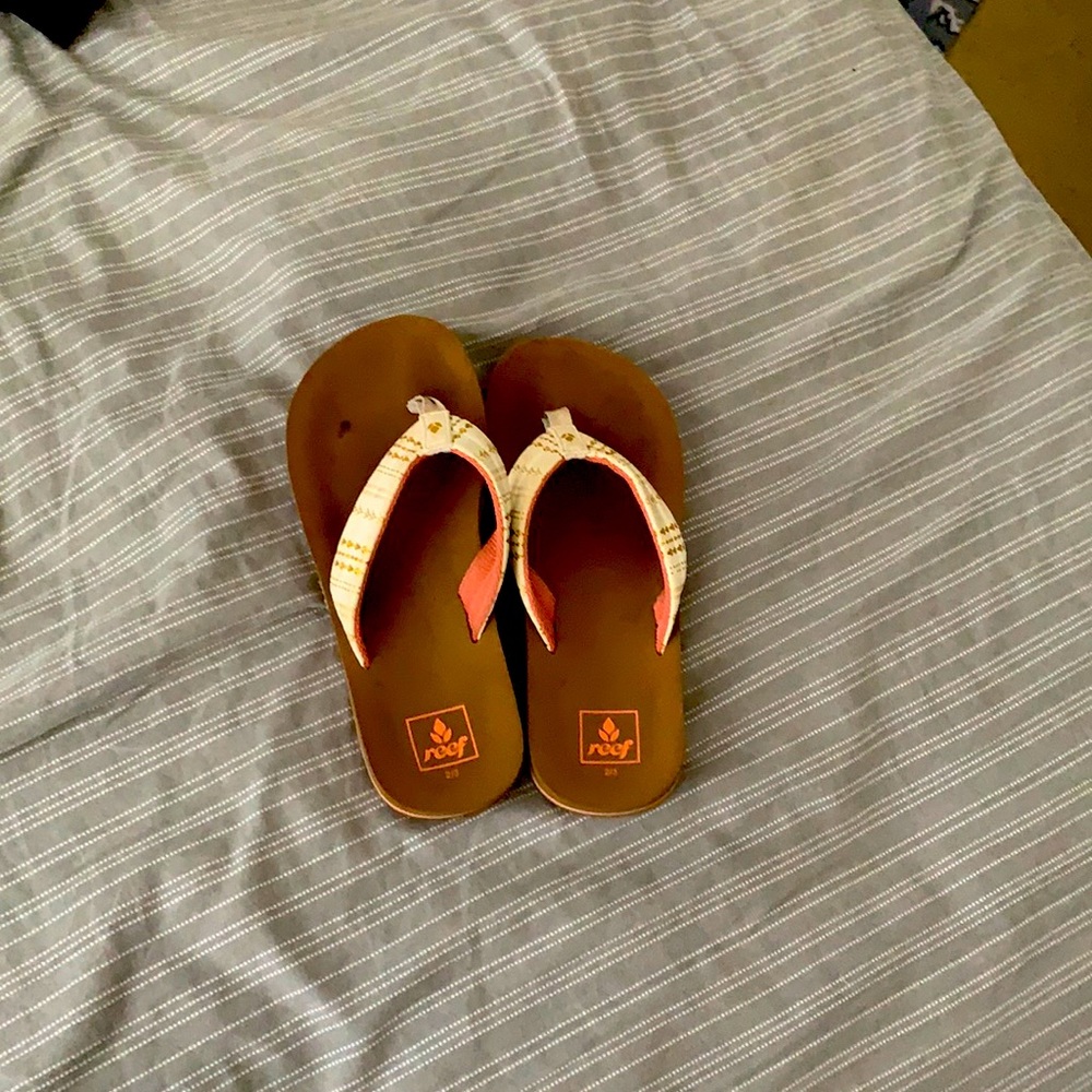 They are pretty beat up not To li really good flip